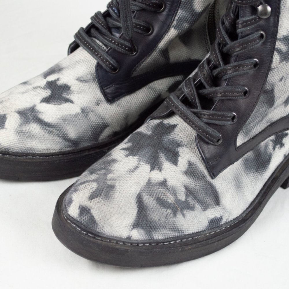 Vintage Foundry Monaris Abstract Tie-Dye Lace Up Boots - Picture 9 of 14